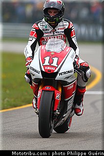 motogp_spies_05_pays_bas_assen_2011.JPG
