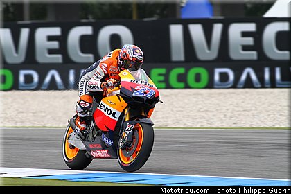 motogp_stoner_02_pays_bas_assen_2011.JPG