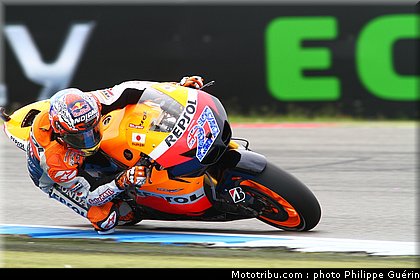 motogp_stoner_04_pays_bas_assen_2011.JPG