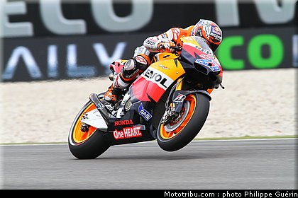 motogp_stoner_06_pays_bas_assen_2011.JPG