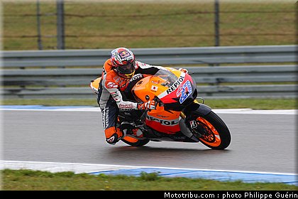 motogp_stoner_07_pays_bas_assen_2011.JPG