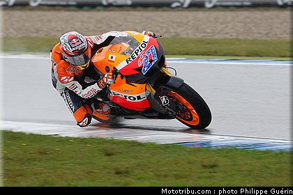 motogp_stoner_09_pays_bas_assen_2011.JPG