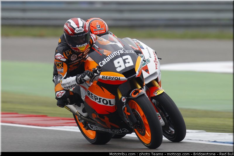 moto2_002_pays_bas_assen_2011