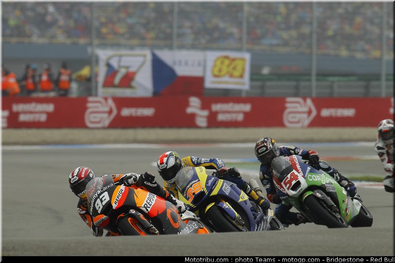 moto2_009_pays_bas_assen_2011