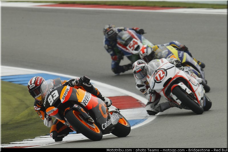 moto2_010_pays_bas_assen_2011