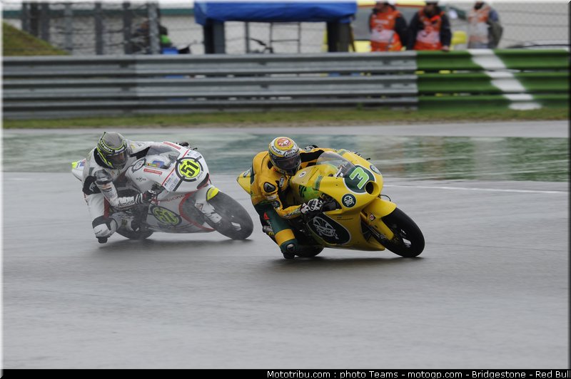moto2_011_pays_bas_assen_2011