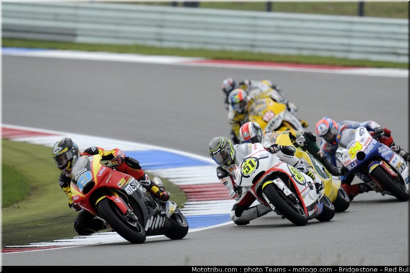 moto2_026_pays_bas_assen_2011