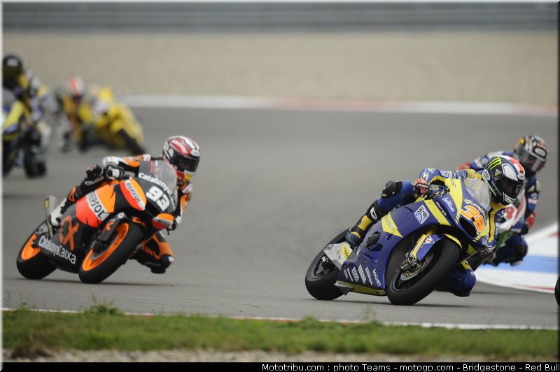 moto2_039_pays_bas_assen_2011