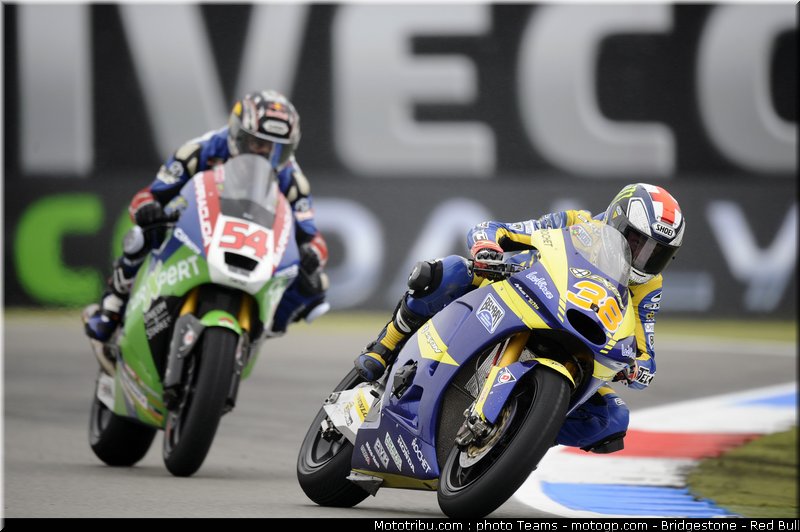 moto2_043_pays_bas_assen_2011