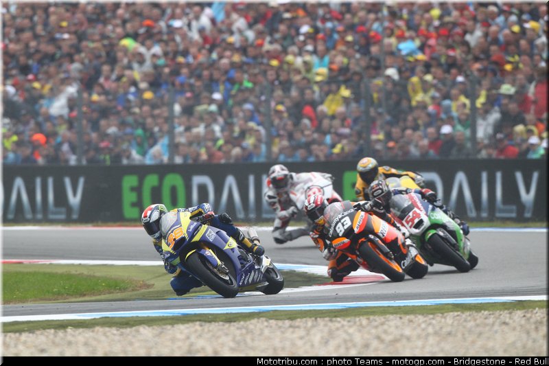 moto2_058_pays_bas_assen_2011