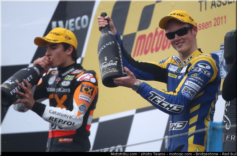 moto2_063_pays_bas_assen_2011