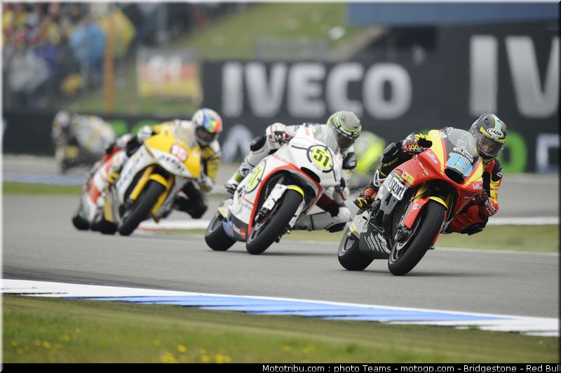moto2_067_pays_bas_assen_2011