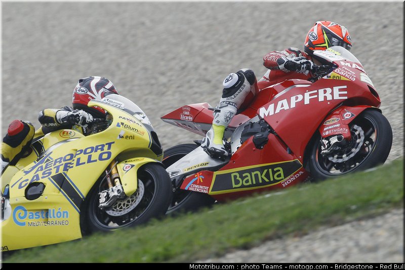 moto2_072_pays_bas_assen_2011