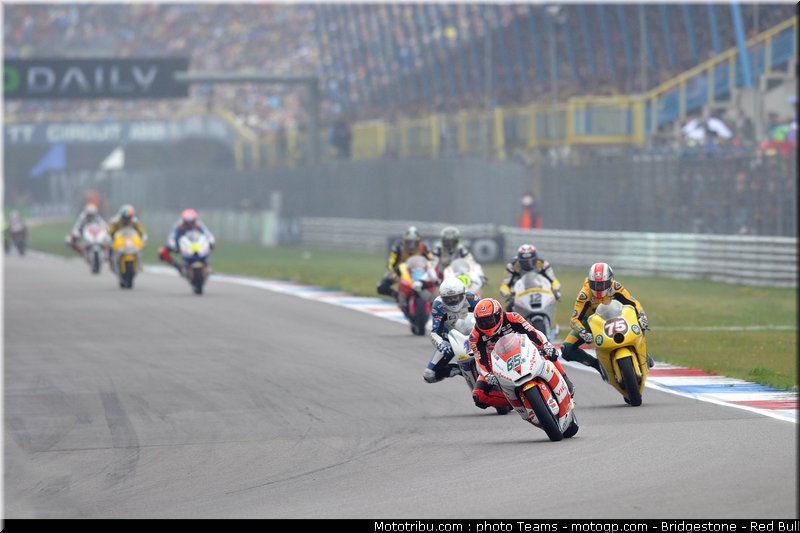 moto2_078_pays_bas_assen_2011