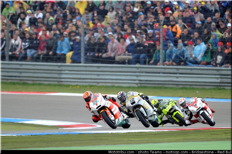 moto2_080_pays_bas_assen_2011