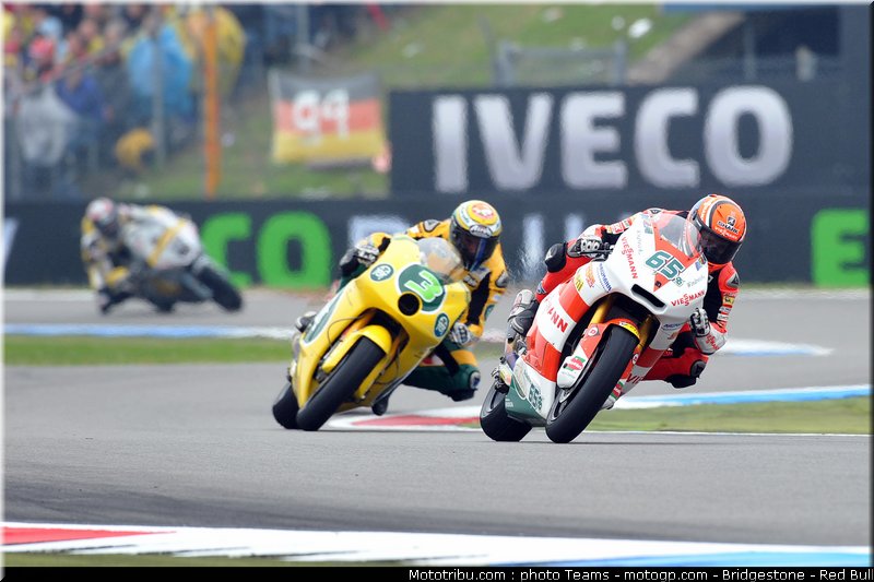 moto2_081_pays_bas_assen_2011