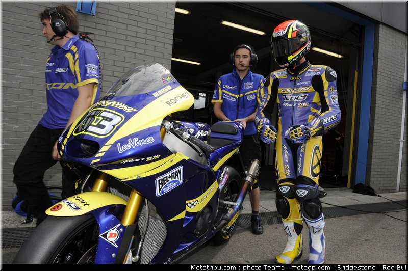 moto2_dimeglio_14_pays_bas_assen_2011