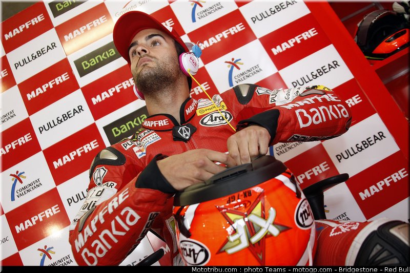 moto2_fores_02_pays_bas_assen_2011