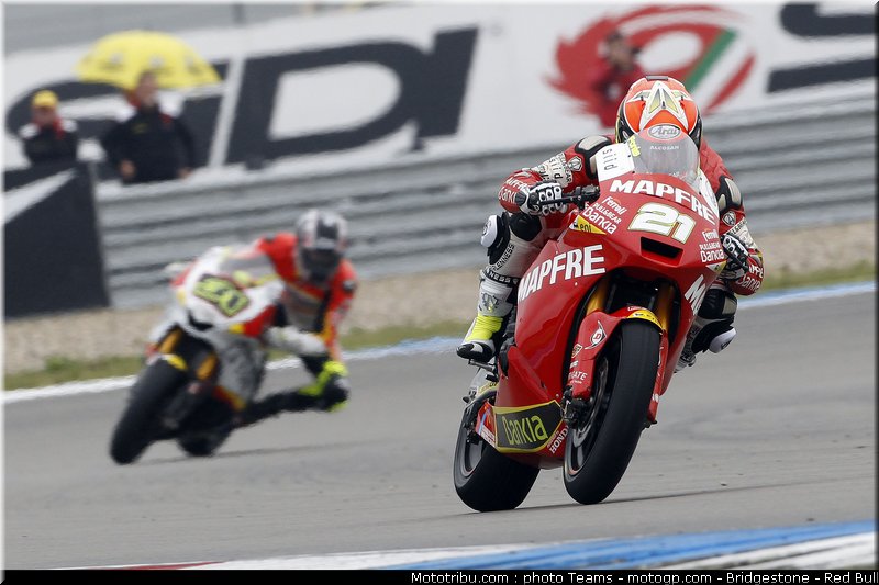 moto2_fores_09_pays_bas_assen_2011