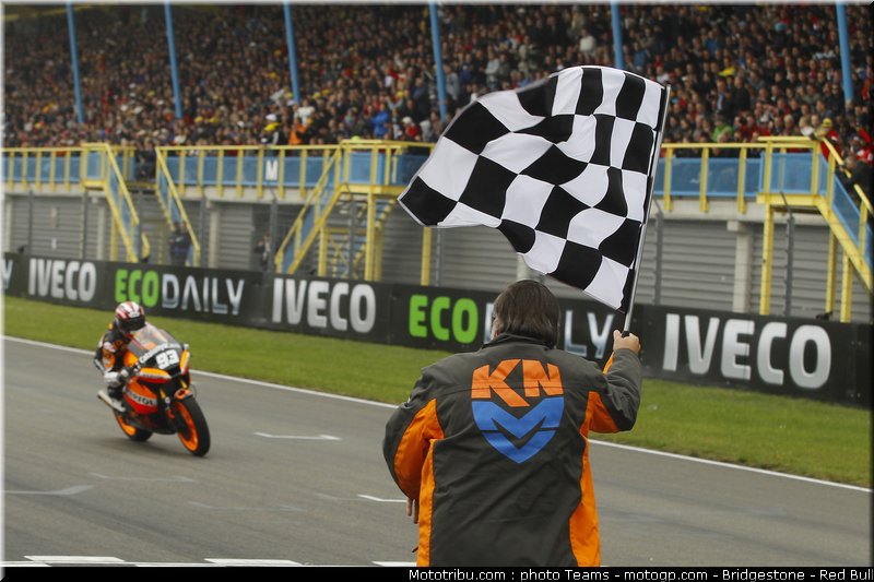 moto2_marquez_01_pays_bas_assen_2011