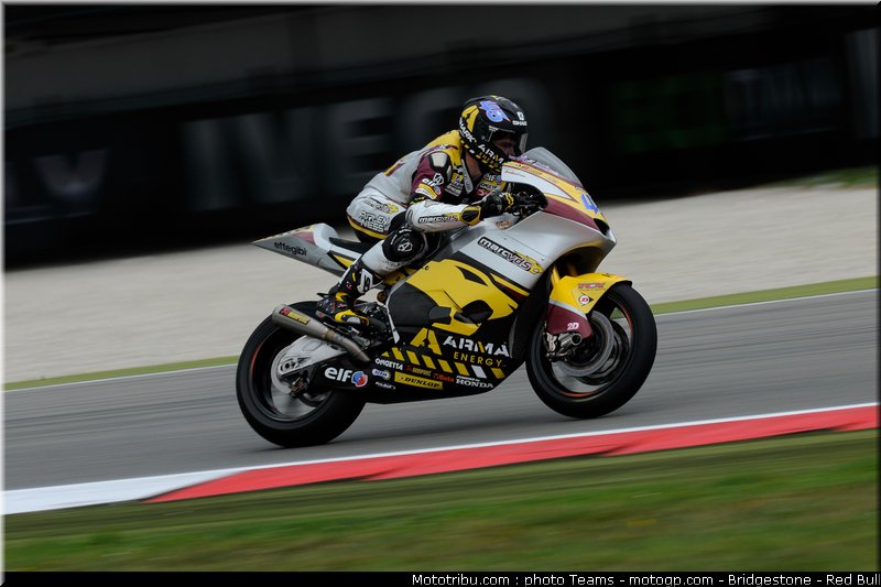 moto2_redding_05_pays_bas_assen_2011