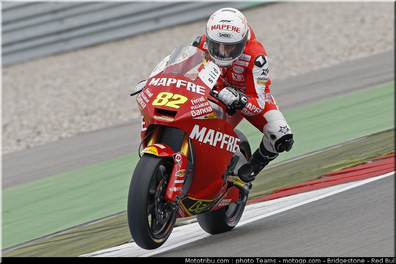 moto2_rosell_08_pays_bas_assen_2011