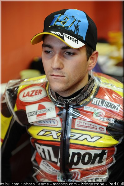 moto2_simeon_02_pays_bas_assen_2011