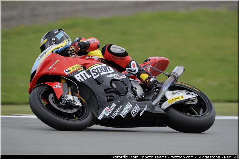 moto2_simeon_03_pays_bas_assen_2011