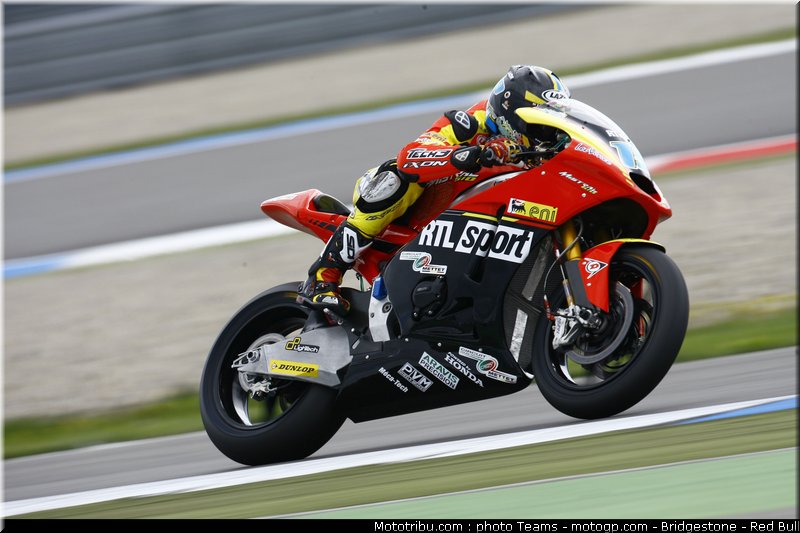 moto2_simeon_05_pays_bas_assen_2011