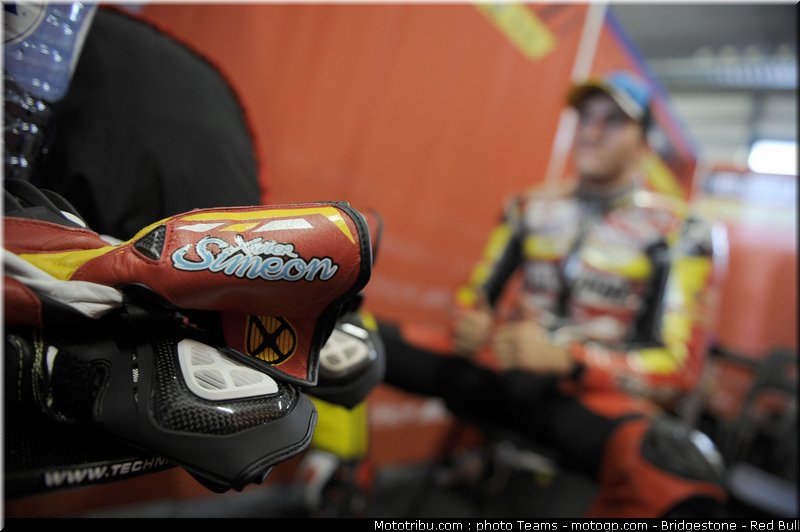 moto2_simeon_08_pays_bas_assen_2011