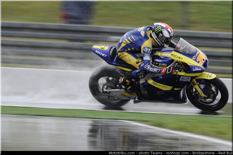 moto2_smith_03_pays_bas_assen_2011