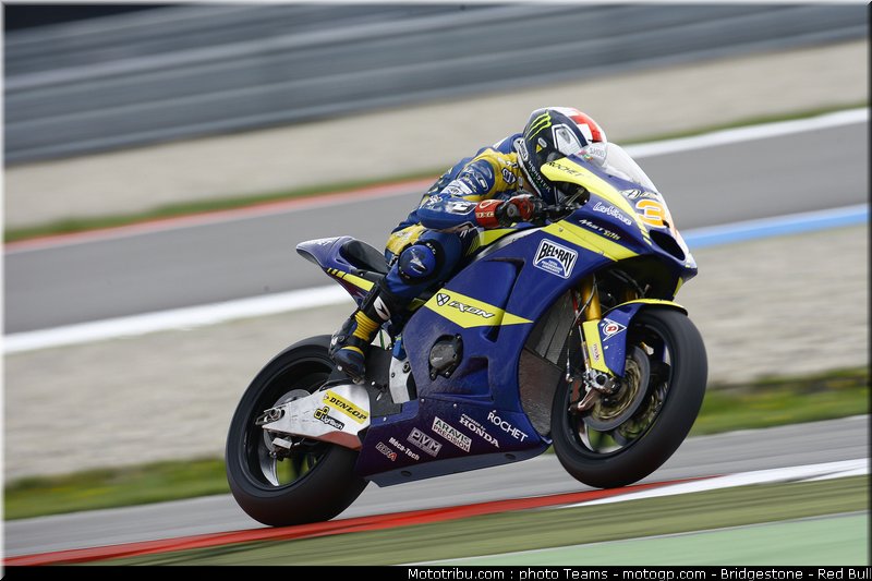 moto2_smith_08_pays_bas_assen_2011