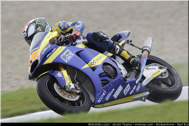 moto2_smith_16_pays_bas_assen_2011