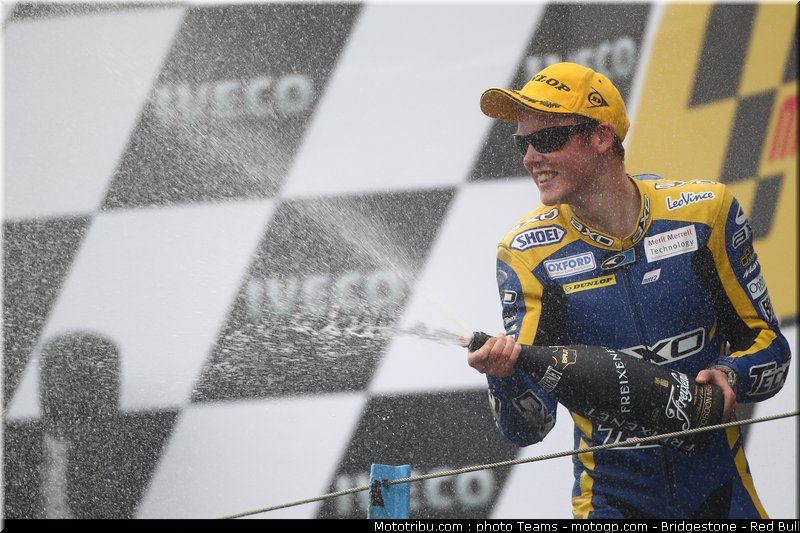 moto2_smith_26_pays_bas_assen_2011