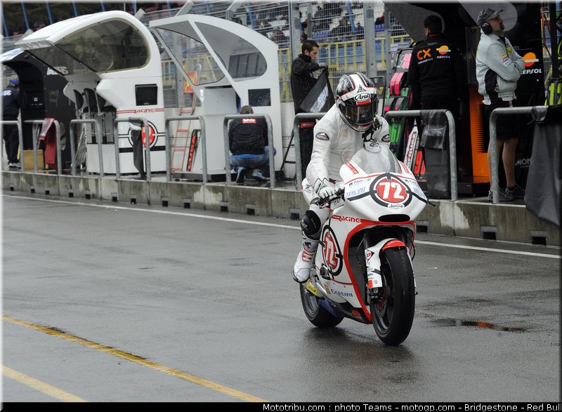 moto2_takahashi_01_pays_bas_assen_2011