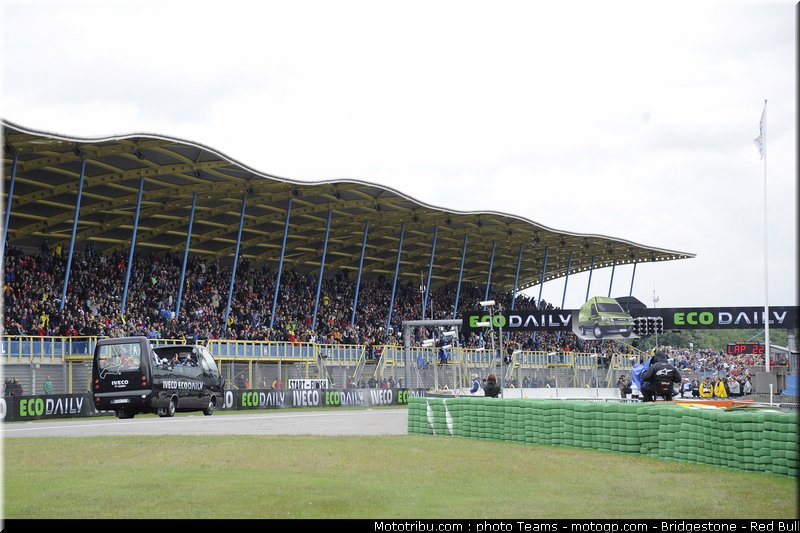 motogp_088_pays_bas_assen_2011