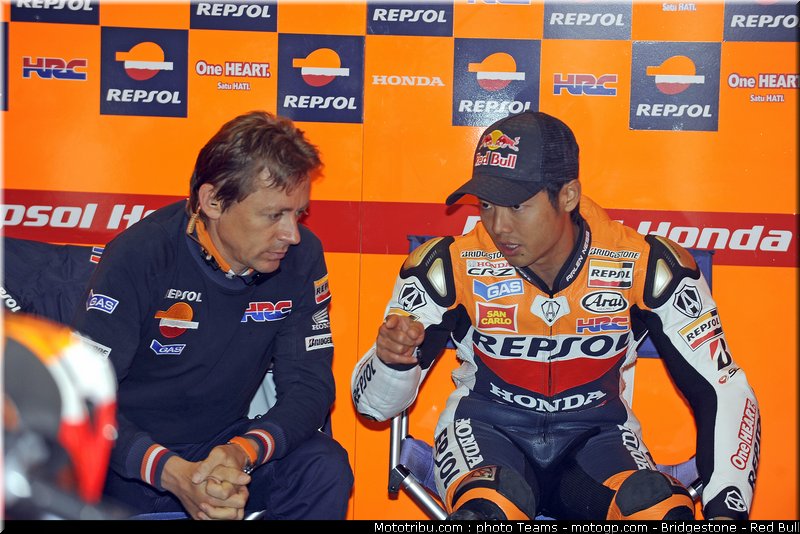 motogp_aoyama_03_pays_bas_assen_2011