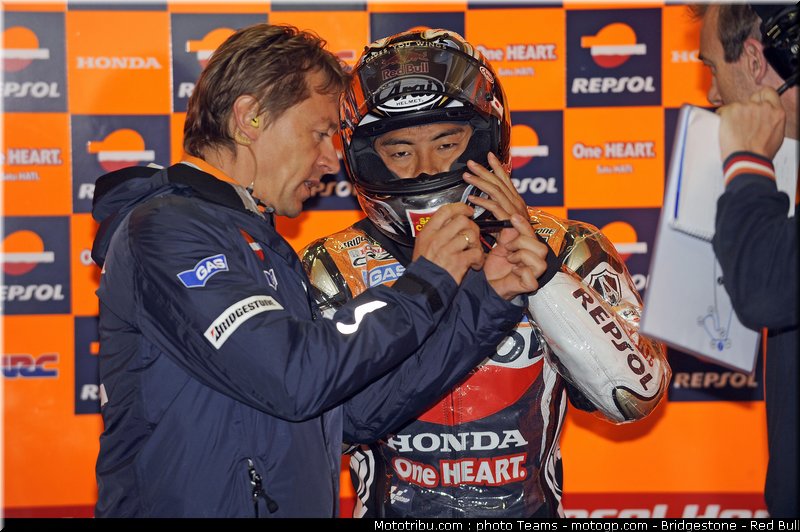 motogp_aoyama_04_pays_bas_assen_2011