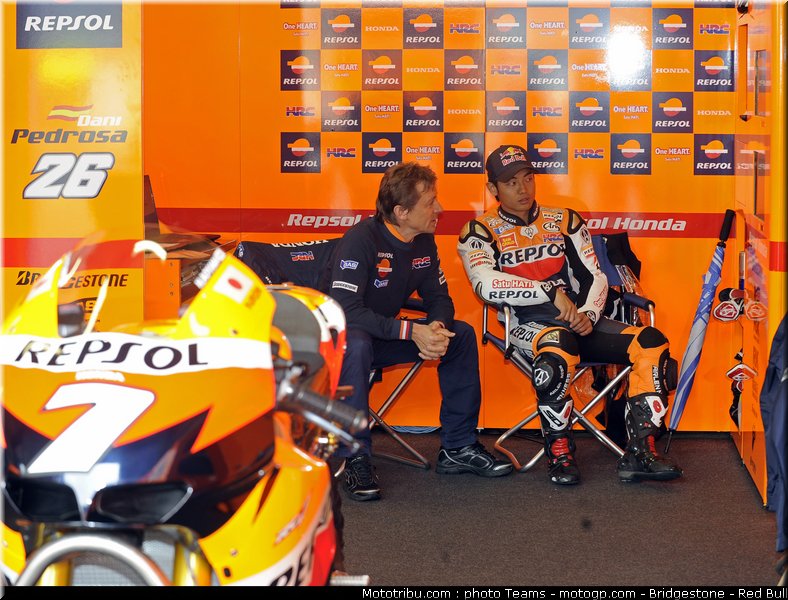 motogp_aoyama_06_pays_bas_assen_2011