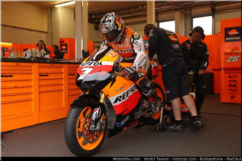 motogp_aoyama_27_pays_bas_assen_2011