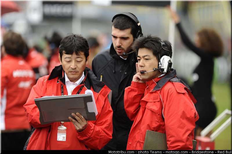 motogp_bridgestone_1_pays_bas_assen_2011