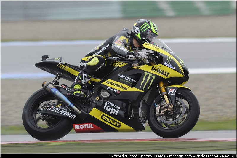 motogp_crutchlow_02_pays_bas_assen_2011