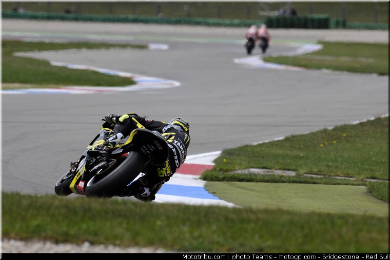 motogp_crutchlow_09_pays_bas_assen_2011