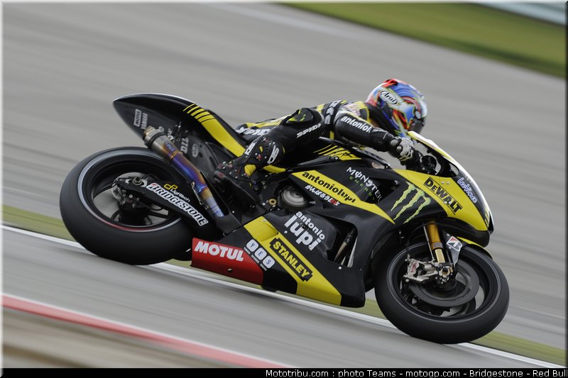 motogp_edwards_05_pays_bas_assen_2011