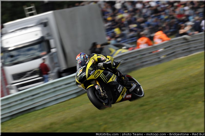 motogp_edwards_08_pays_bas_assen_2011