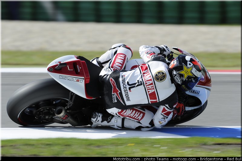 motogp_lorenzo_15_pays_bas_assen_2011