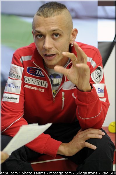 motogp_rossi_05_pays_bas_assen_2011