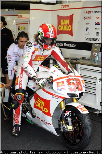 motogp_simoncelli_03_pays_bas_assen_2011