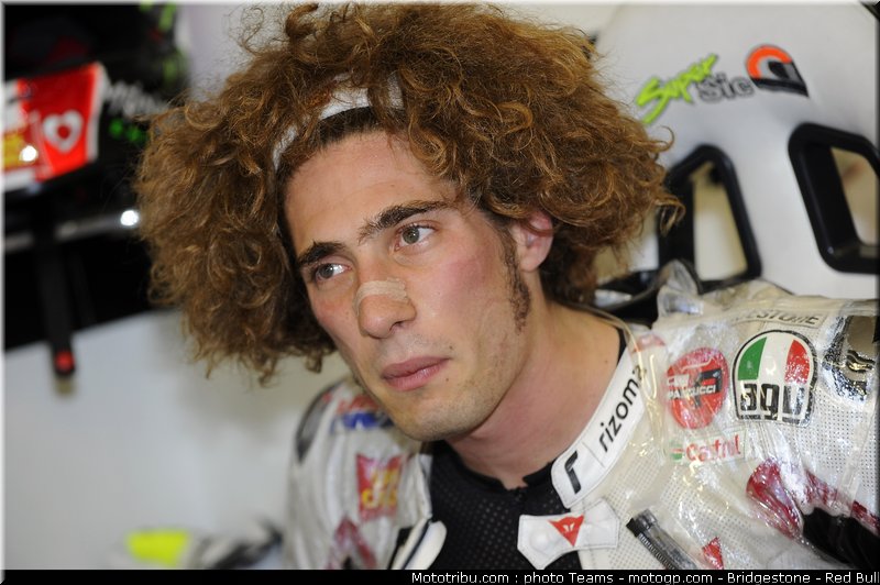 motogp_simoncelli_07_pays_bas_assen_2011