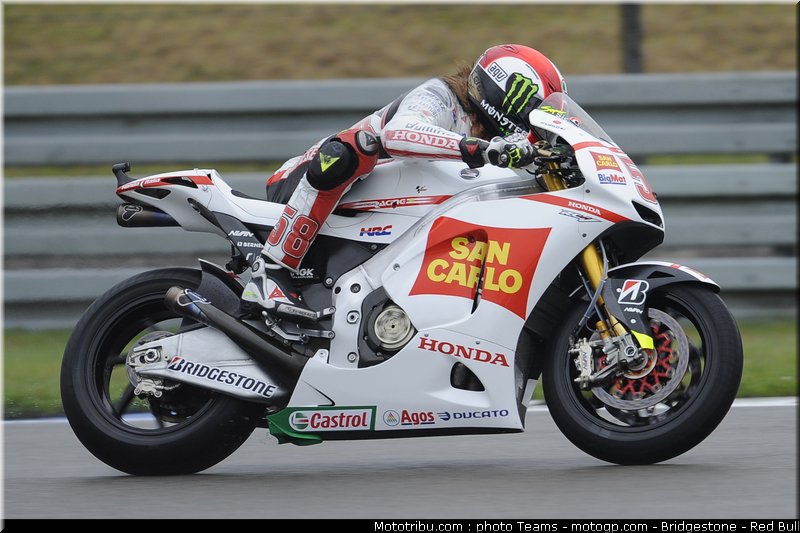 motogp_simoncelli_08_pays_bas_assen_2011